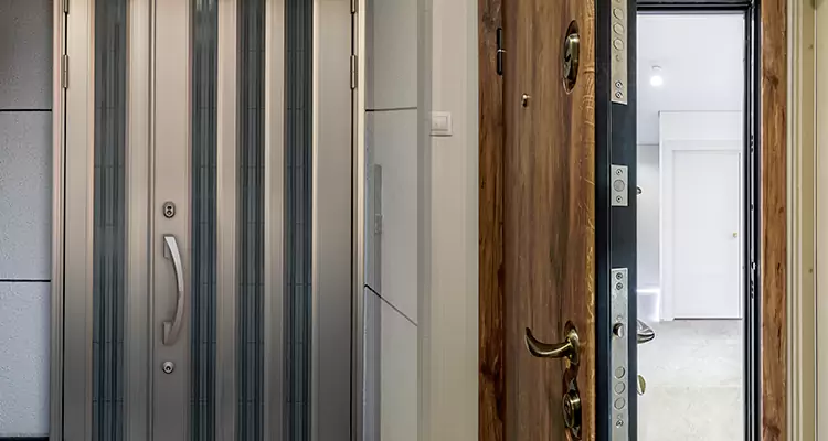 Burglar Proof Front Door Repair in Port Charlotte, FL