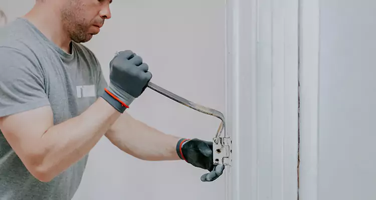 Cracked Door Jamb Repair in Port Charlotte, FL