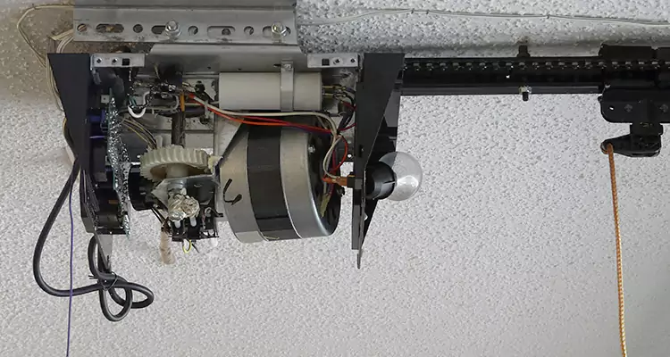 Garage Door Motor Replacement in Port Charlotte, FL