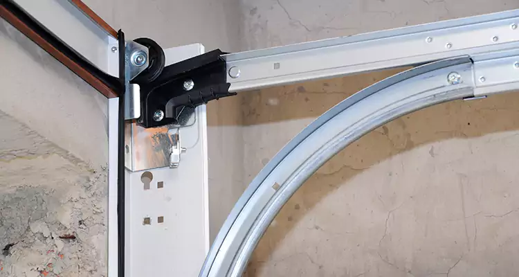 Maintain Liftmaster Garage Door Off Track in Port Charlotte, FL