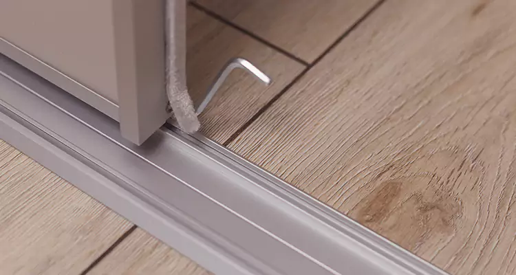 Squeaky Sliding Door Repair in Port Charlotte, FL